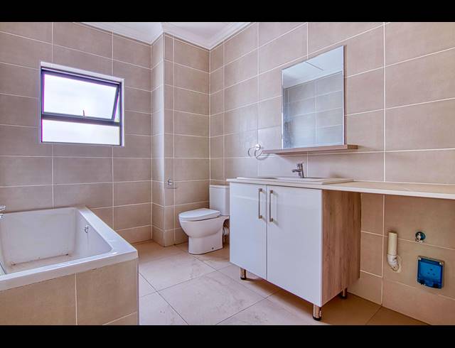 2 BEDROOM APARTMENT RENTED IN RIVONIA